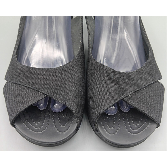 Crocs Leigh Ann Sling Back Wedge Heels Black Open Toe Size 11 Sandals 204948 - Picture 6 of 10